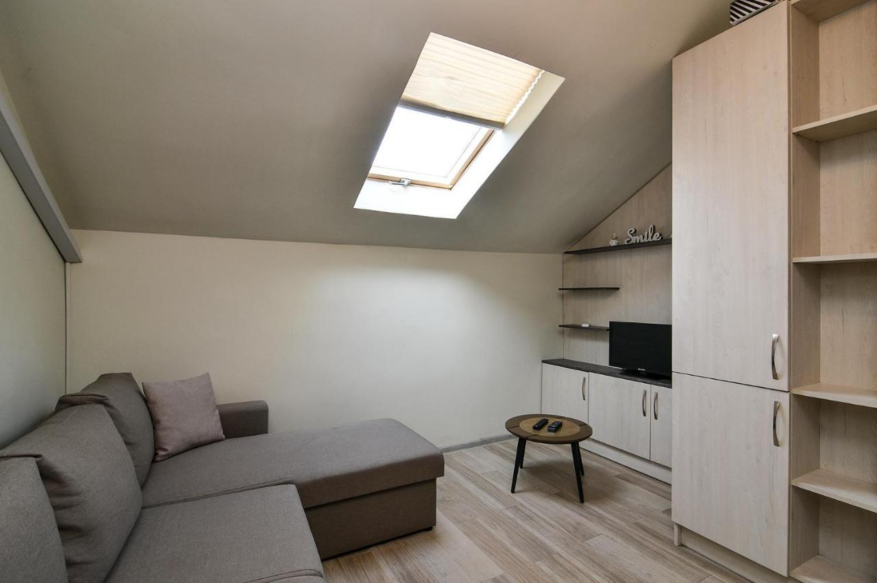 Small Studio On Budget In The Heart Of City Варна Экстерьер фото