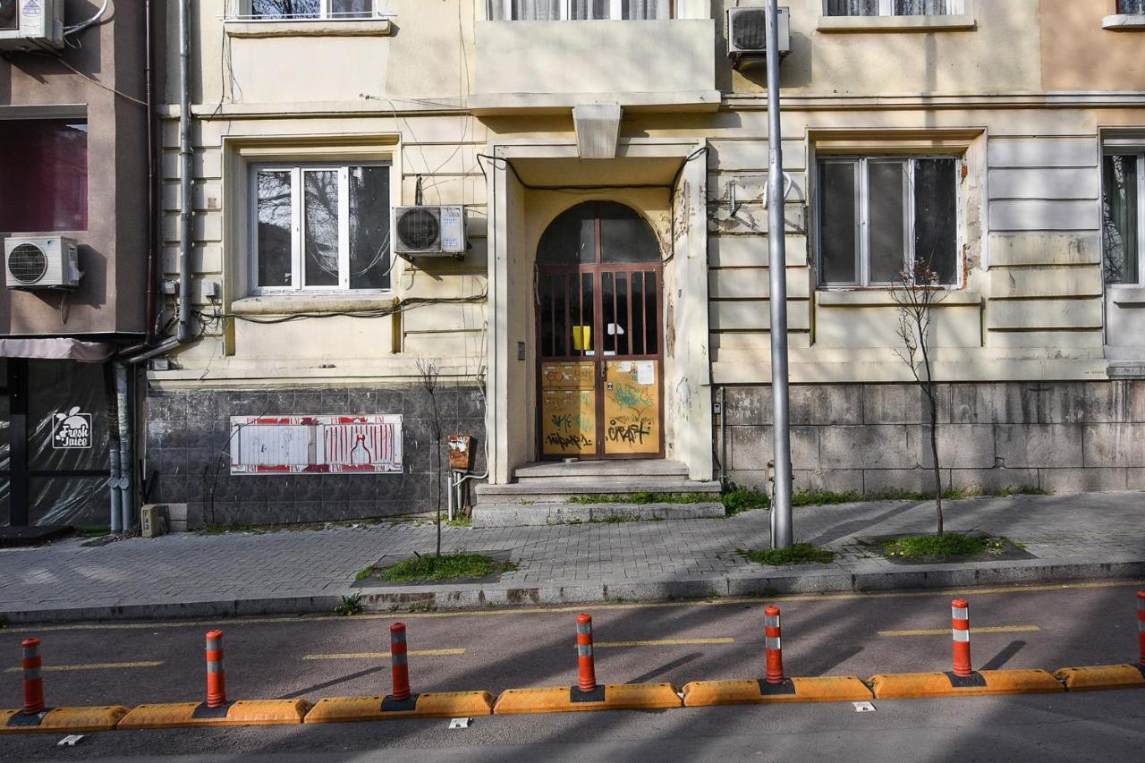Small Studio On Budget In The Heart Of City Варна Экстерьер фото